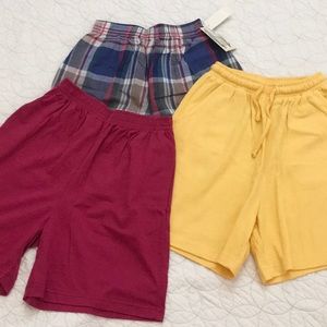Three pairs of elastic waist shorts - S
